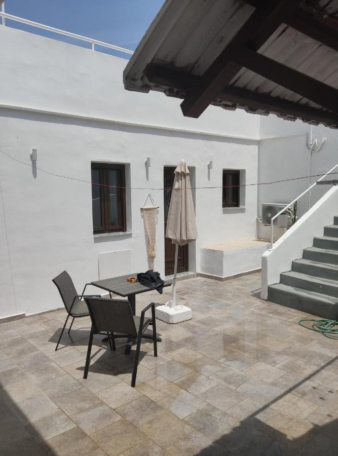 Lindos Alley المظهر الخارجي الصورة